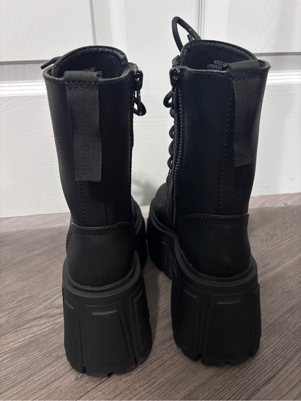Dolls Kill / Widow For All Eternity Platform Boots - Picture 5 of 7